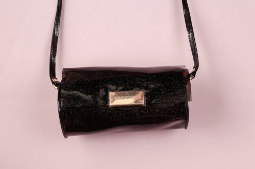 Cartera negra
